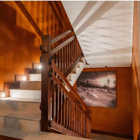 Lola 14 Шклярска-Поремба